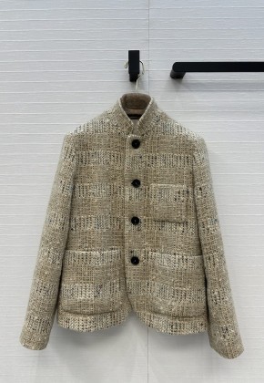 로로피아나 자켓