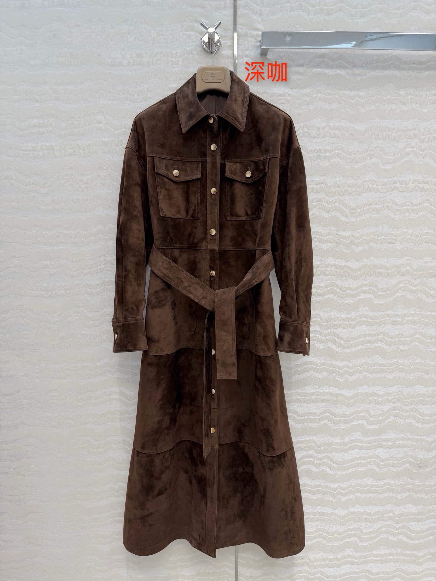 브루넬로쿠치넬리 가죽코트