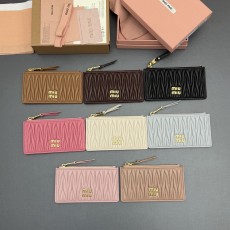 미우미우 카드지갑