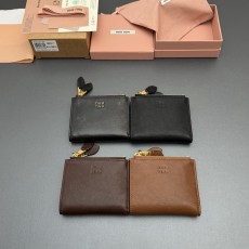 미우미우 반지갑