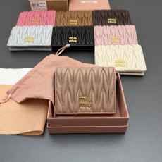 미우미우 반지갑