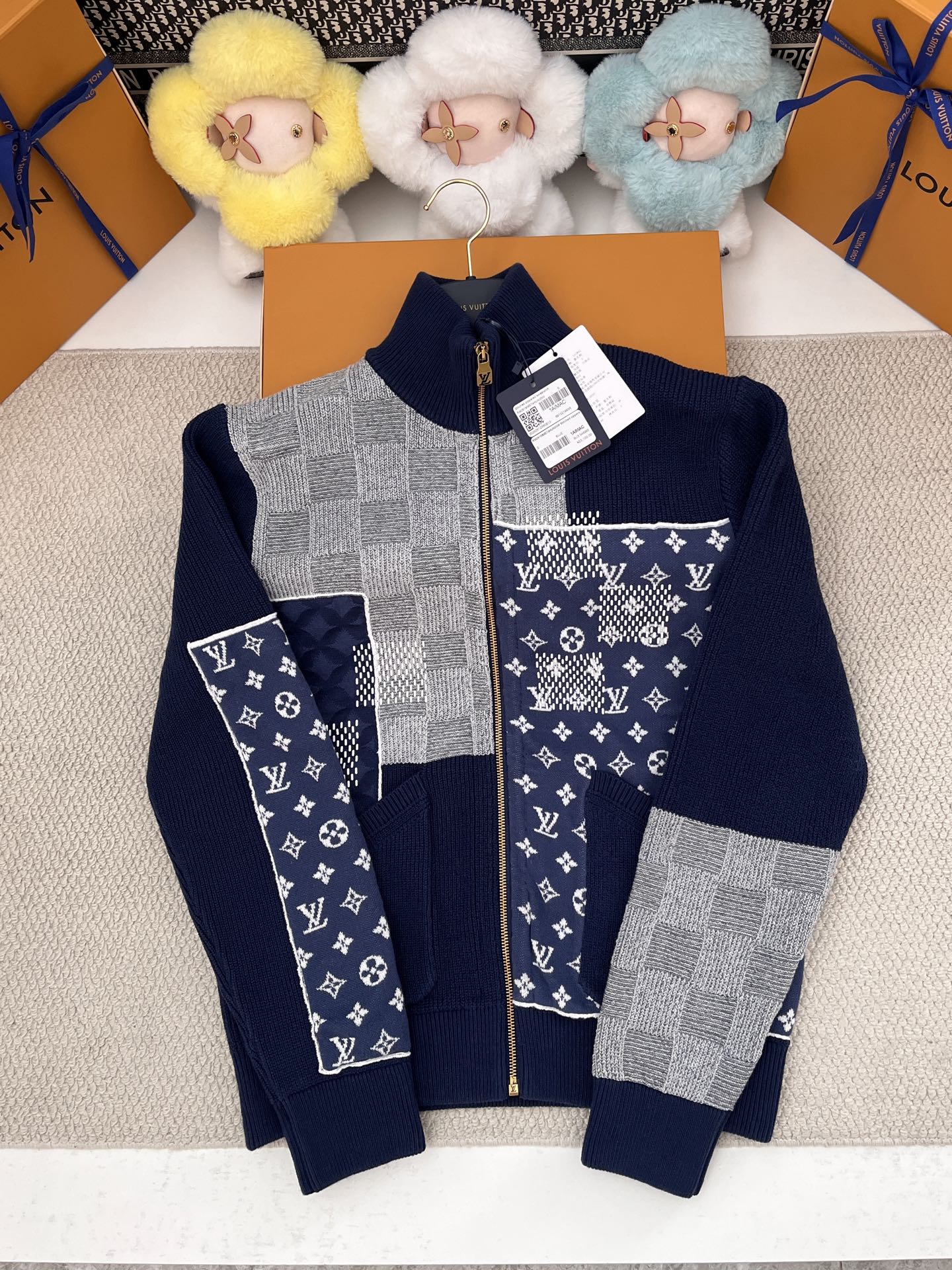 루이비통 가디건(남녀공용)