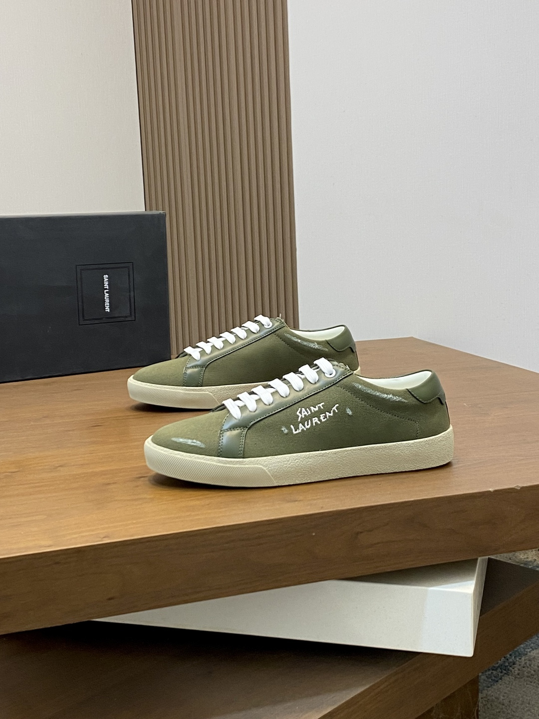 생로랑 스니커즈(남성)