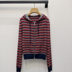 미우미우 후드집업