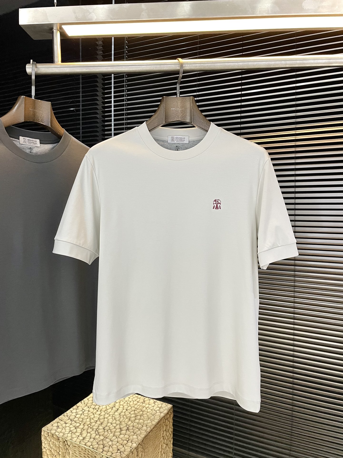 브루넬로쿠치넬리 반팔티