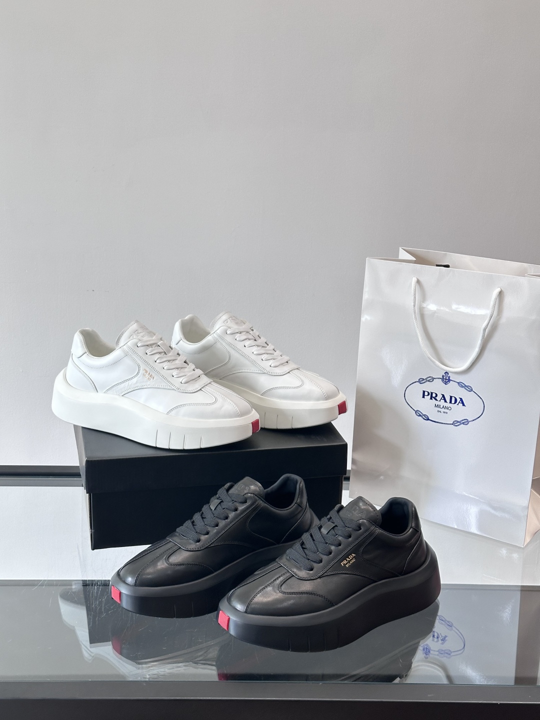 프라다 스니커즈(남성)