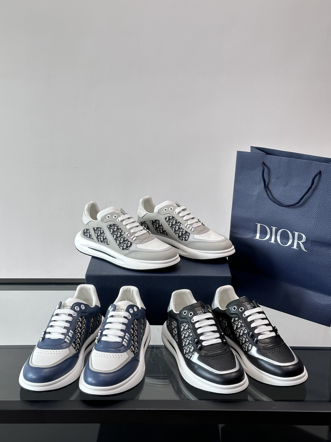 디올 스니커즈(남성)