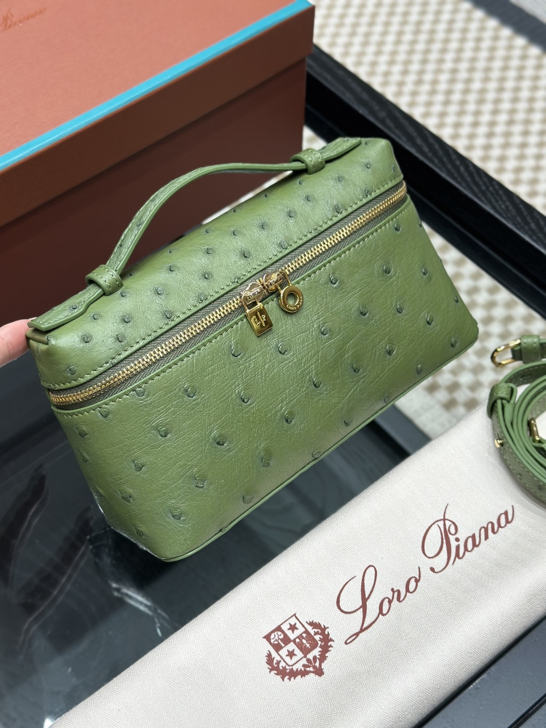 로로피아나 엑스트라포켓L19(타조)