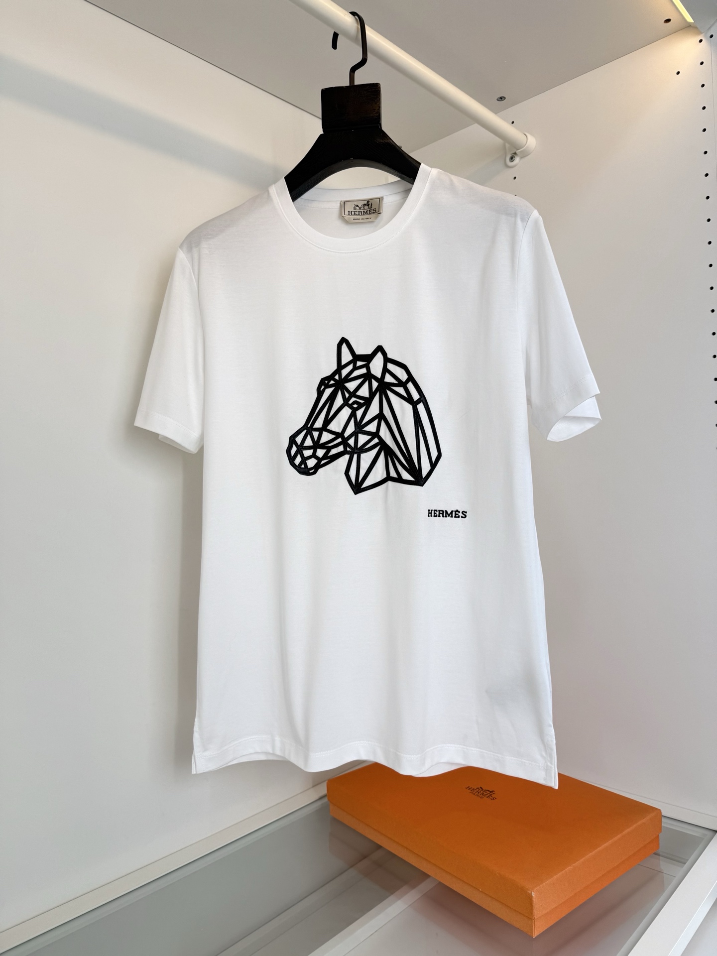 에르메스 반팔티