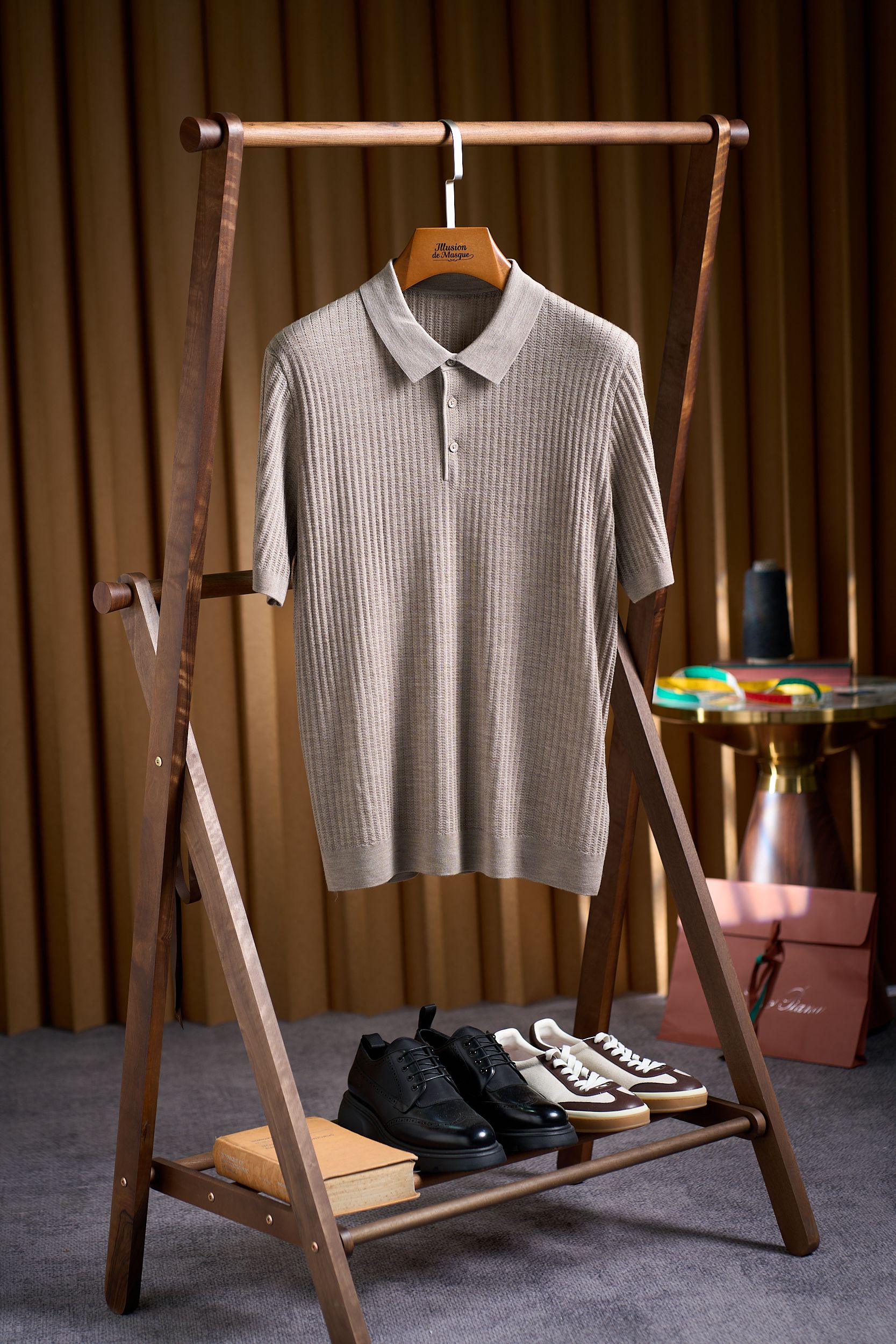 브리오니 반팔니트