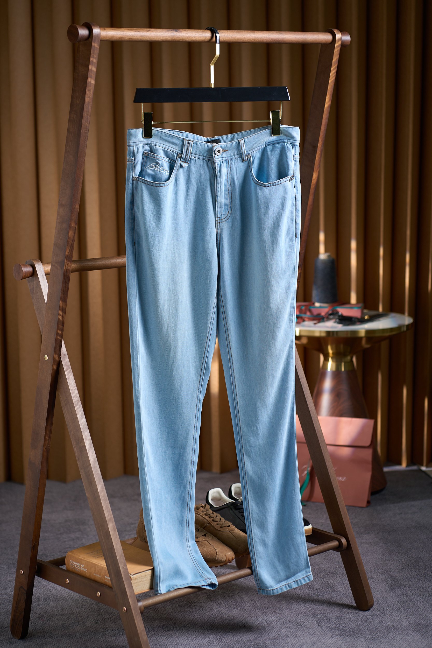 브리오니 청바지