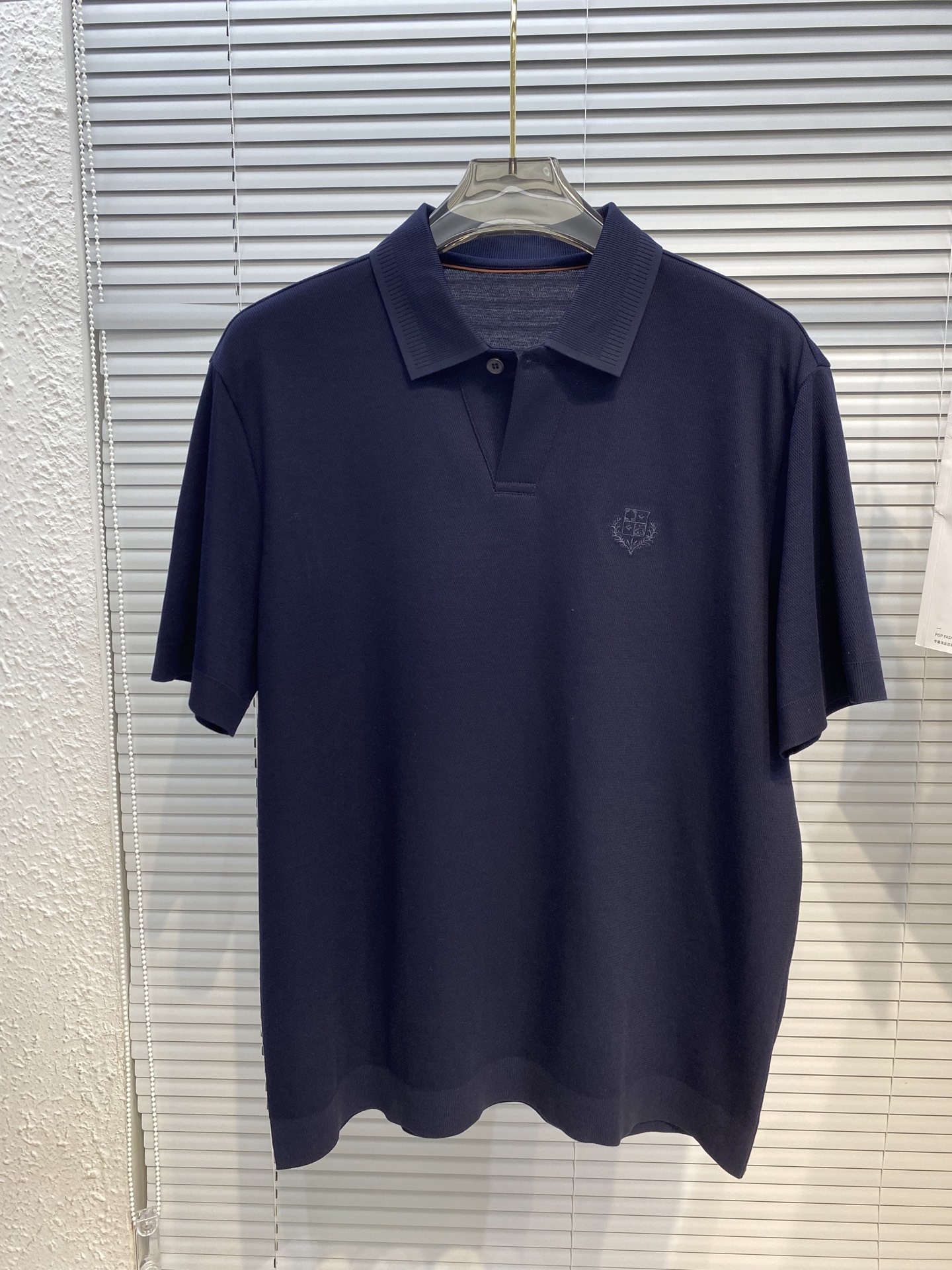 로로피아나 반팔니트