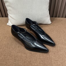 미우미우 구두(여성)