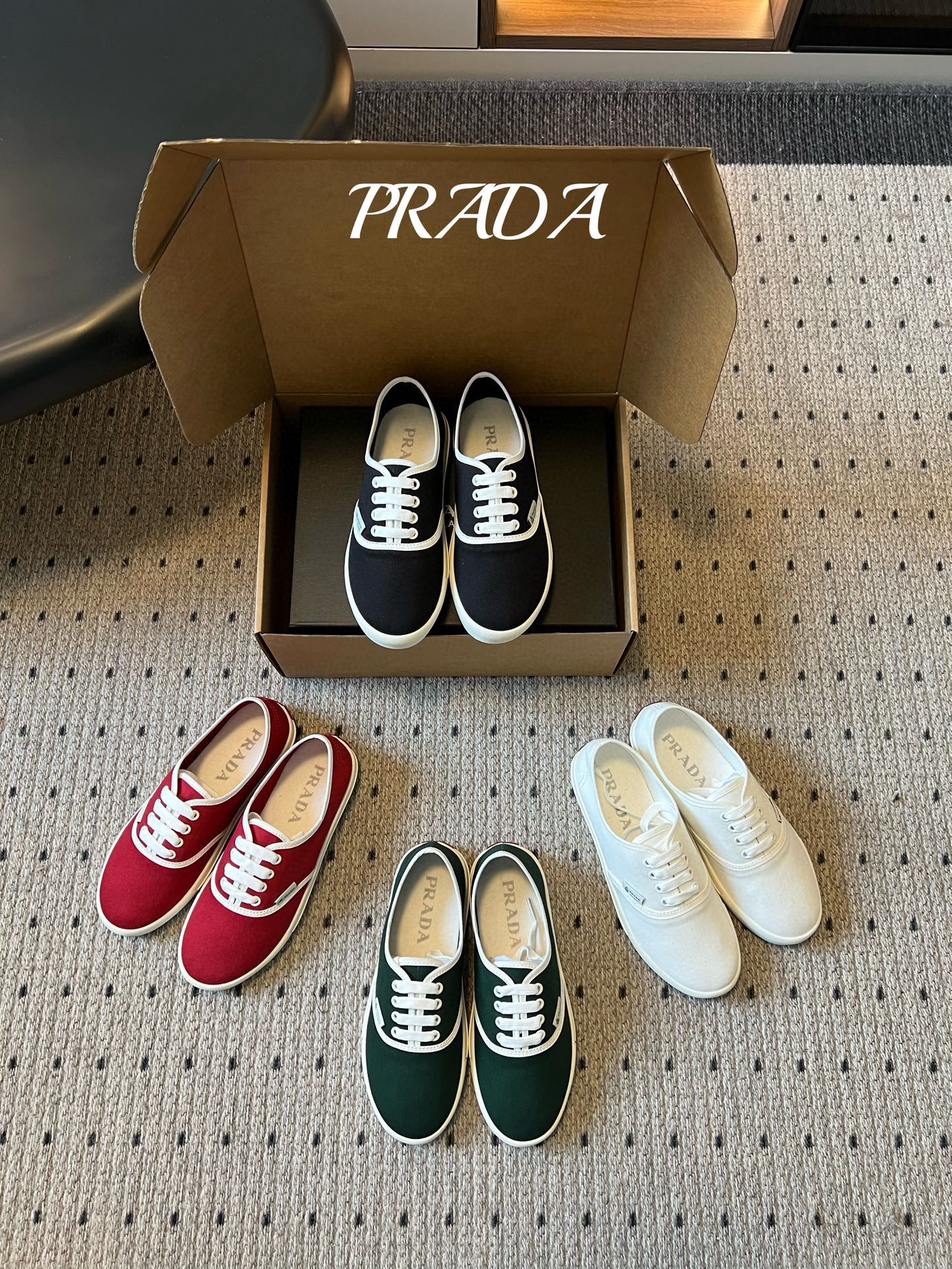 프라다 스니커즈(여성)