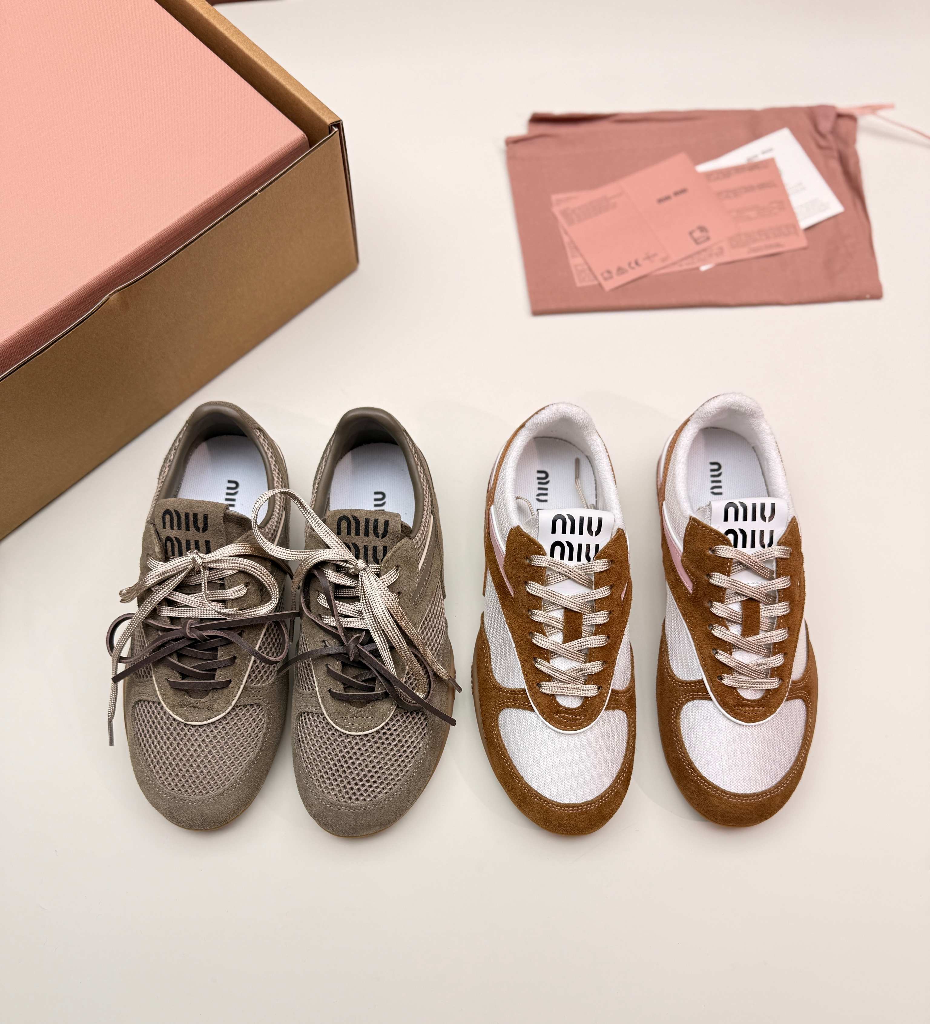 미우미우 스니커즈(여성)