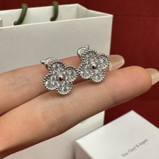 반클리프 귀걸이